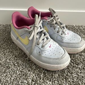 Girls Nike 1Y